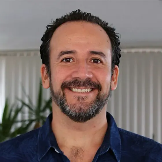 Dr. Rodrigo Quivira Pérez